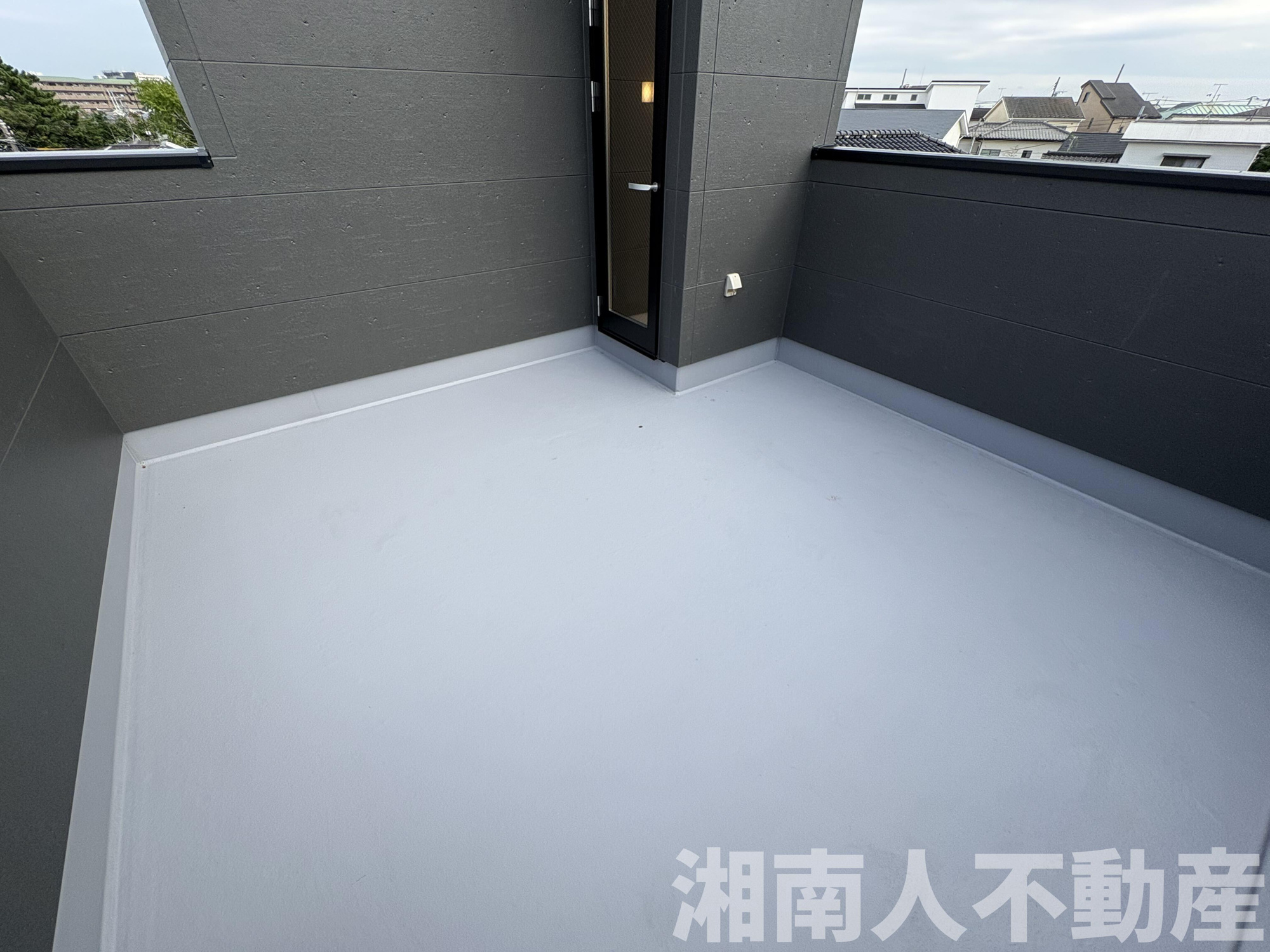 茅ケ崎市小和田1丁目１９－１６新築戸建てのバルコニー|バルコニーがあります