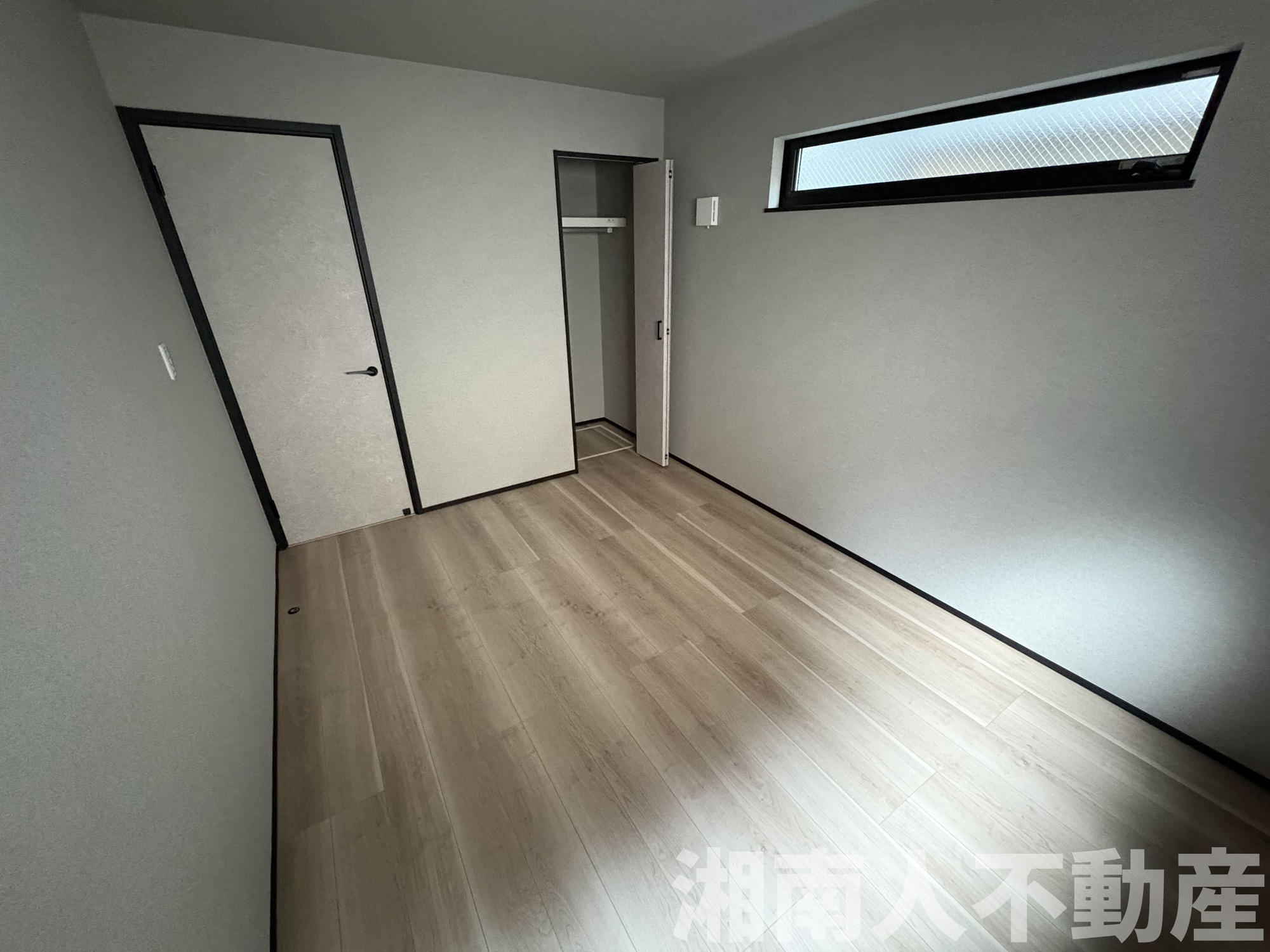 茅ケ崎市小和田1丁目１９－１６新築戸建ての洋室