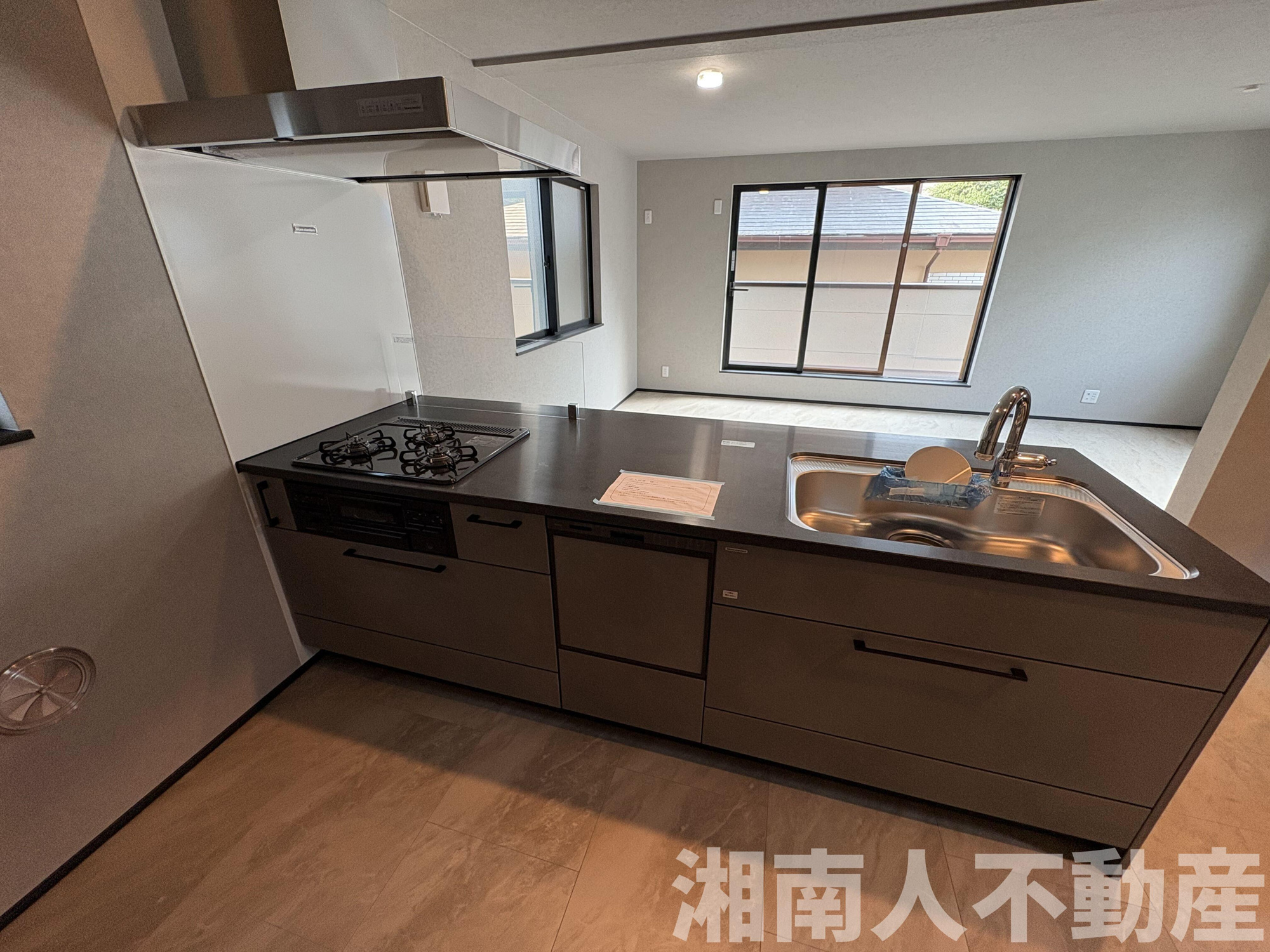 茅ケ崎市小和田1丁目１９－１６新築戸建てのキッチン|使いやすいキッチンです