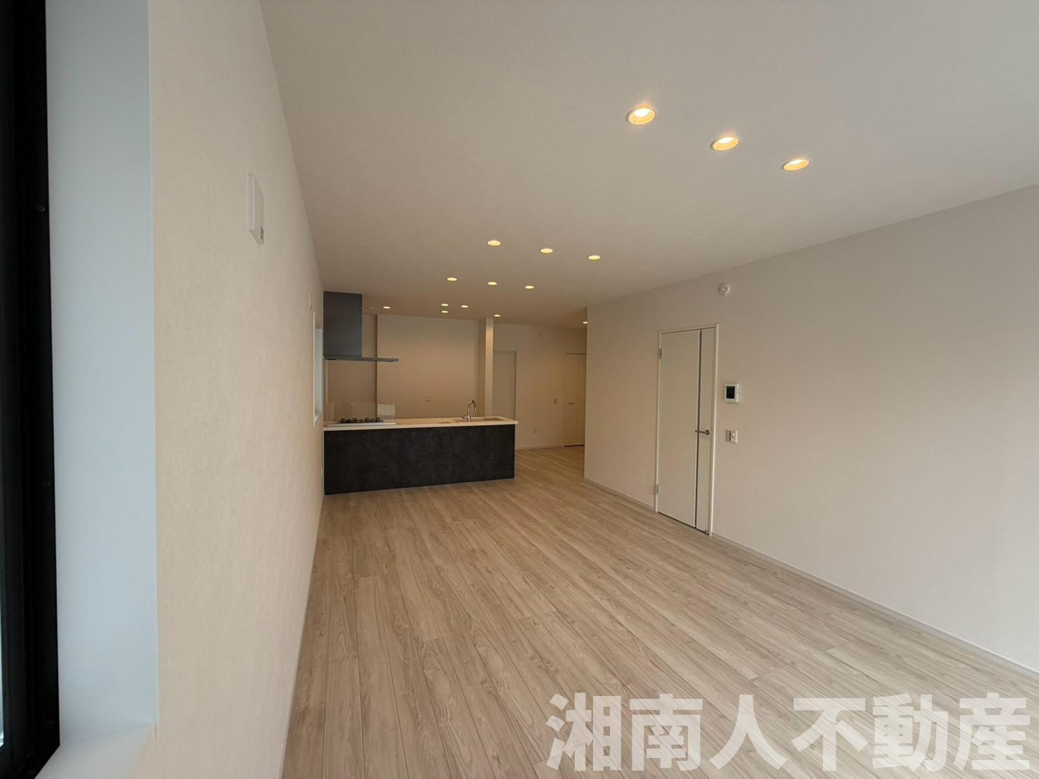 茅ケ崎市浜須賀６６９７－３０４新築戸建ての居間・リビング|リビングです
