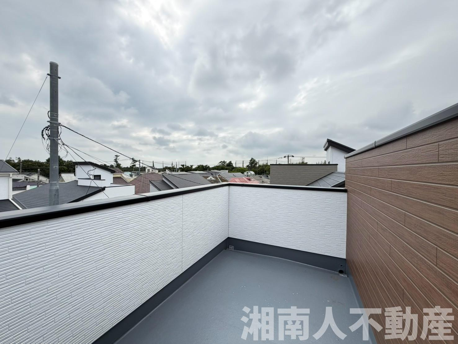 茅ケ崎市浜須賀６９９７－２９６新築戸建てのバルコニー|落ち着いた時間を過ごせるバルコニーです