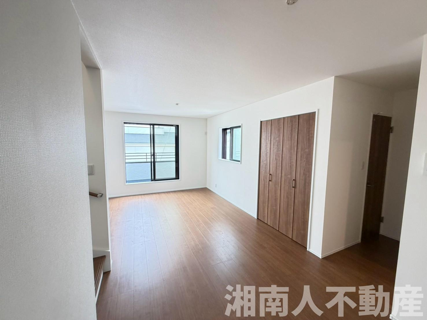 茅ケ崎市浜須賀６９９７－２９６新築戸建ての居間・リビング|リビングです