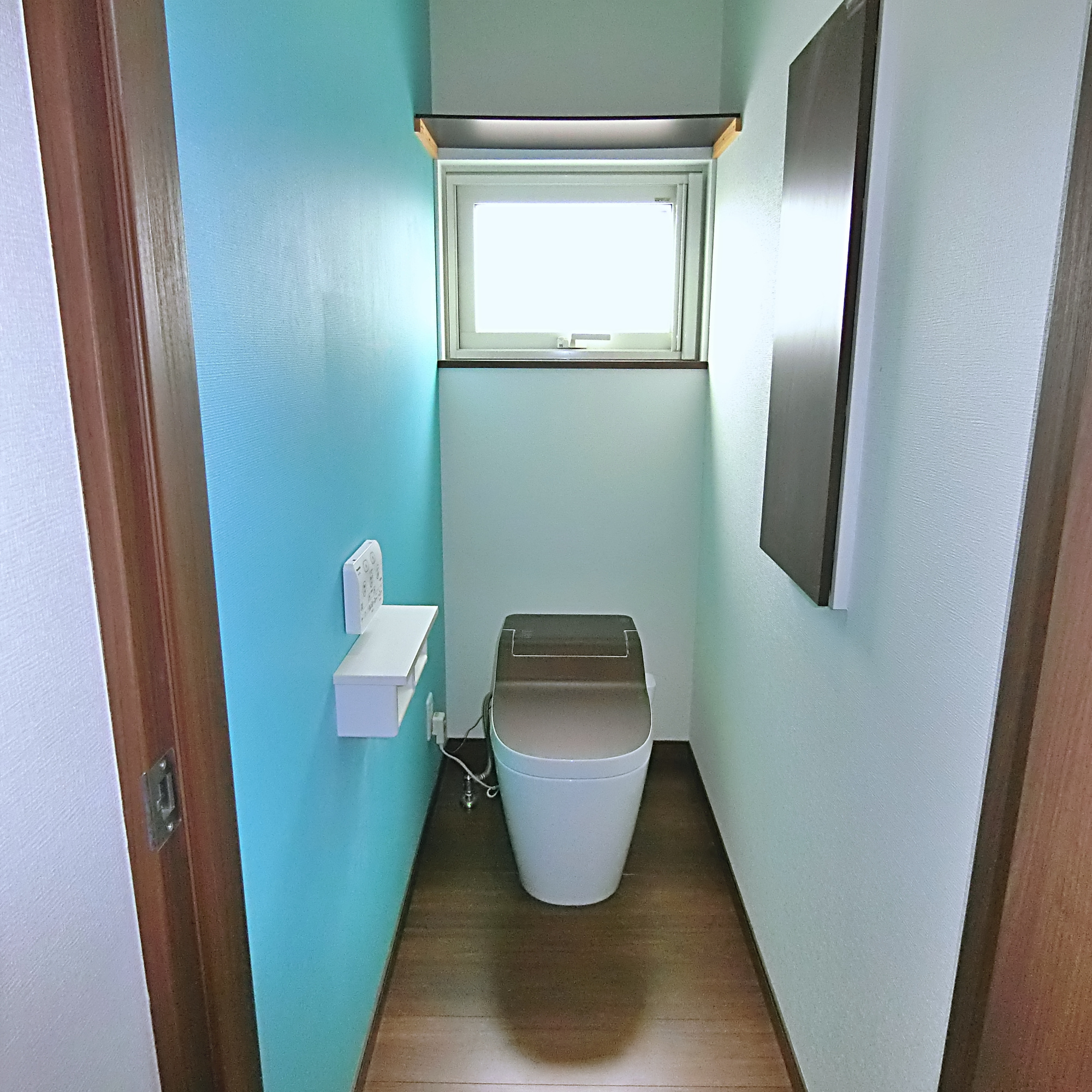 室蘭市八丁平1丁目49-30　中古住宅のトイレ|2階トイレです