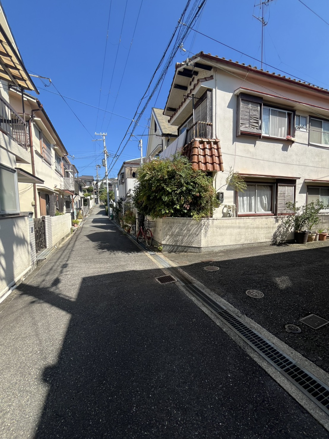 西宮市段上町六丁目　戸建の前面道路含む現地写真