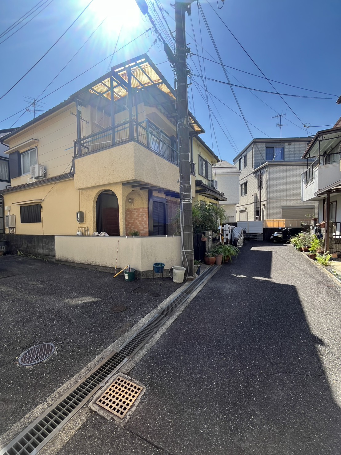 西宮市段上町六丁目　戸建の前面道路含む現地写真