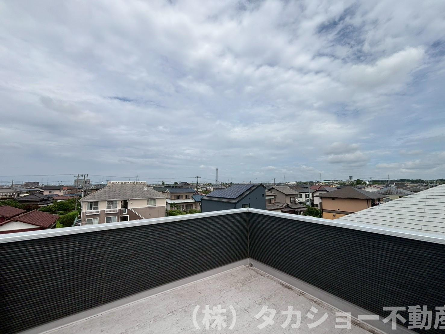 市原市八幡　築浅戸建のバルコニー
