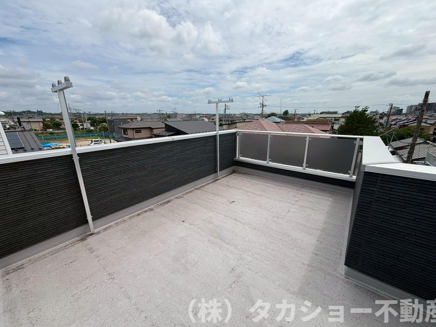 市原市八幡　築浅戸建のバルコニー