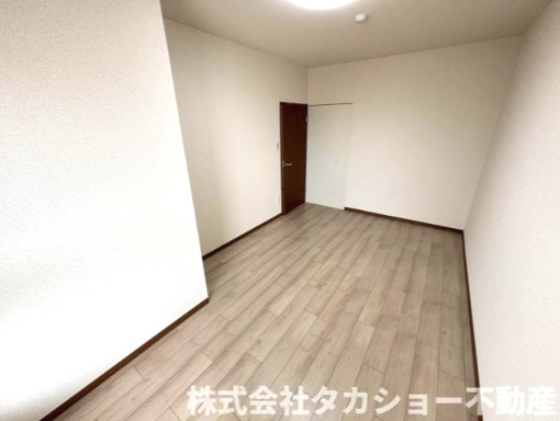 ダイアパレス千葉青葉台　イーストアベニューの洋室