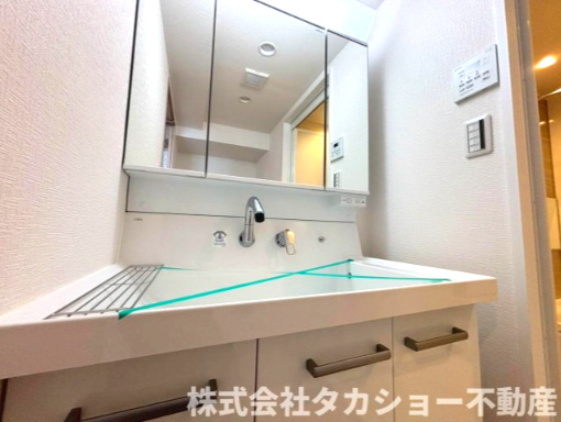 コープシティおゆみ野B棟の独立洗面台
