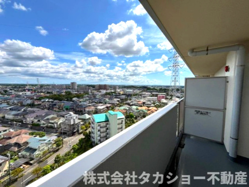 コープシティおゆみ野B棟のバルコニー