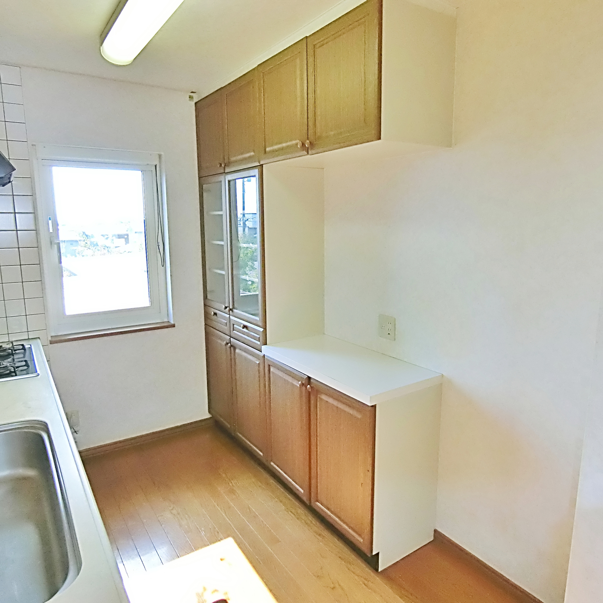 室蘭市八丁平2丁目28‐17　中古住宅のキッチン