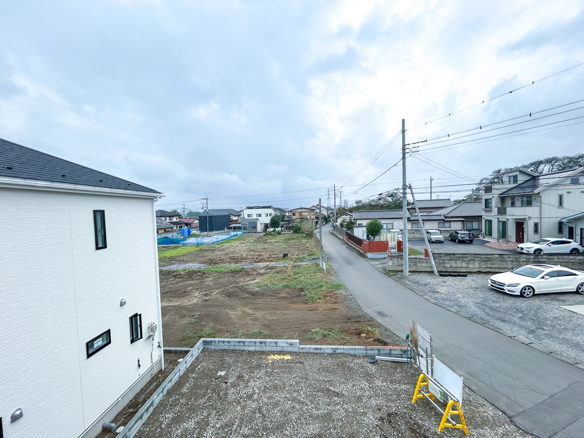 前橋市堀之下町第1　新築住宅全4棟の展望|閑静な住宅地で子育て家族にピッタリ。毎日のお散歩も快適な緑に恵まれたエリアで、自然に包まれた穏やかな暮らしを実現するための、ゆとりある住環境が整っています。緑の潤いを感じながらホッと生活できそう。