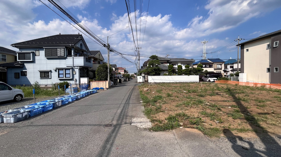 ２号地　物件前道路写真