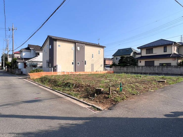 ２号地　物件前道路写真