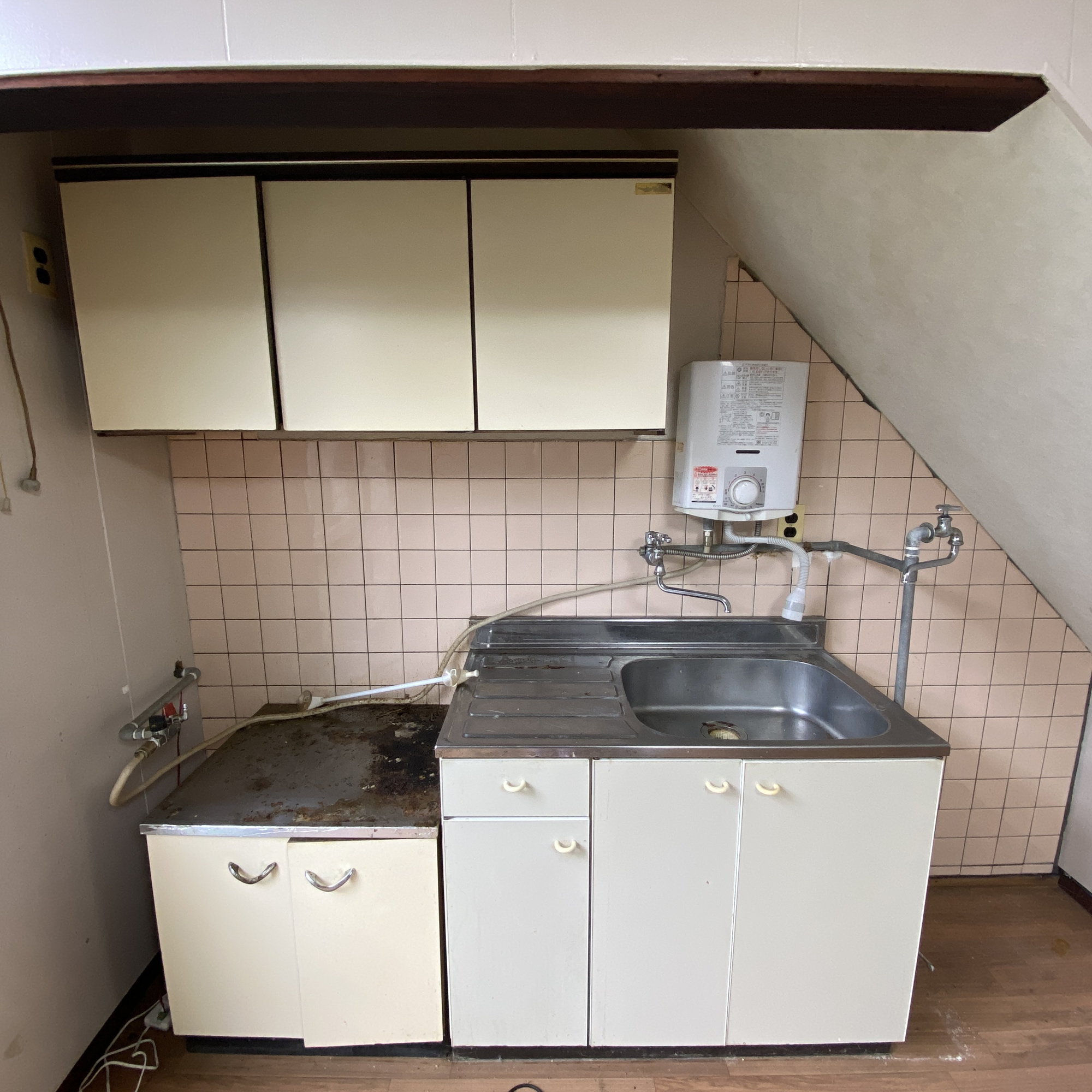 登別市新川町2-11-9、11-11　2棟一括のキッチン
