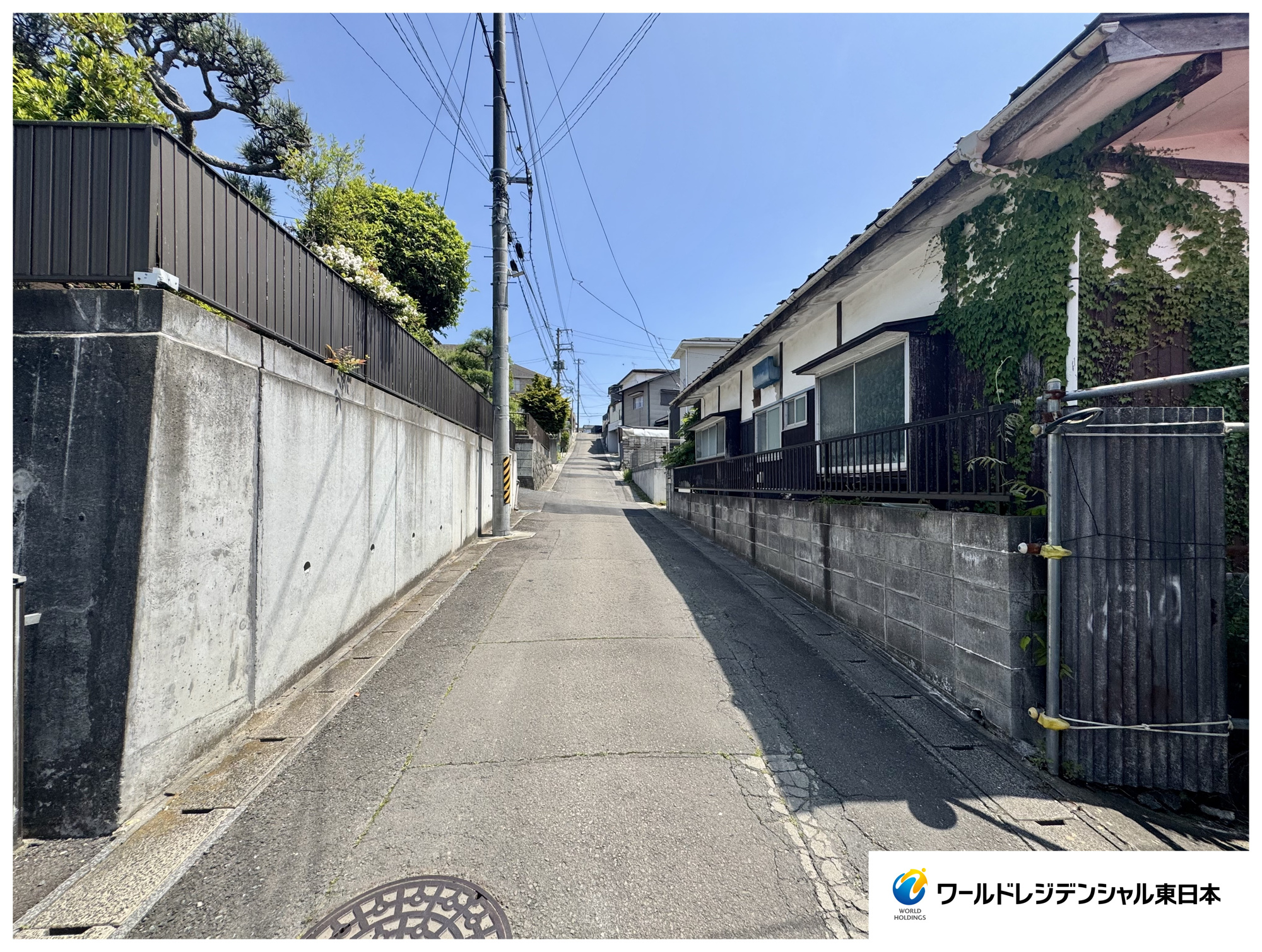 青葉区鷺ヶ森一丁目古家付き土地の前面道路含む現地写真