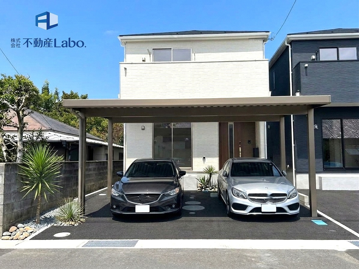 クレイドルガーデン　沼津市本郷町第4　～全3棟～のその他|●外構CG● 
外観写真のカーポート、車はCGでイメージとなります。別途、追加工事でカーポートの設置も可能です♪