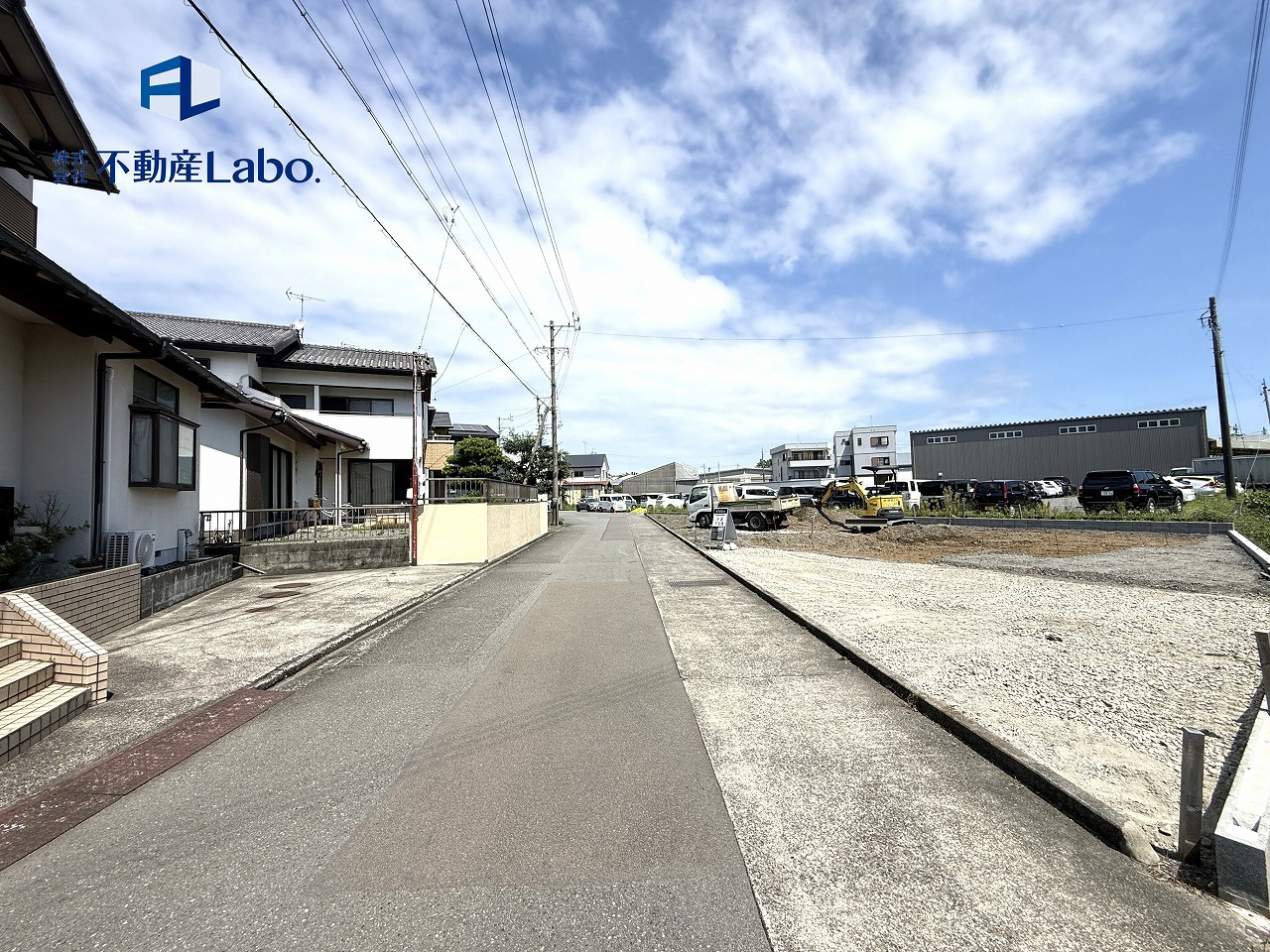 リーブルガーデン　駿河区丸子新田4期　の外観|【2号棟】
ウォークインクローゼットやストレージルームがあり季節家電やスーツケースなど、大型の荷物も余裕で収納できます。