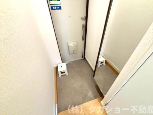 高浜北団地　27号棟の玄関