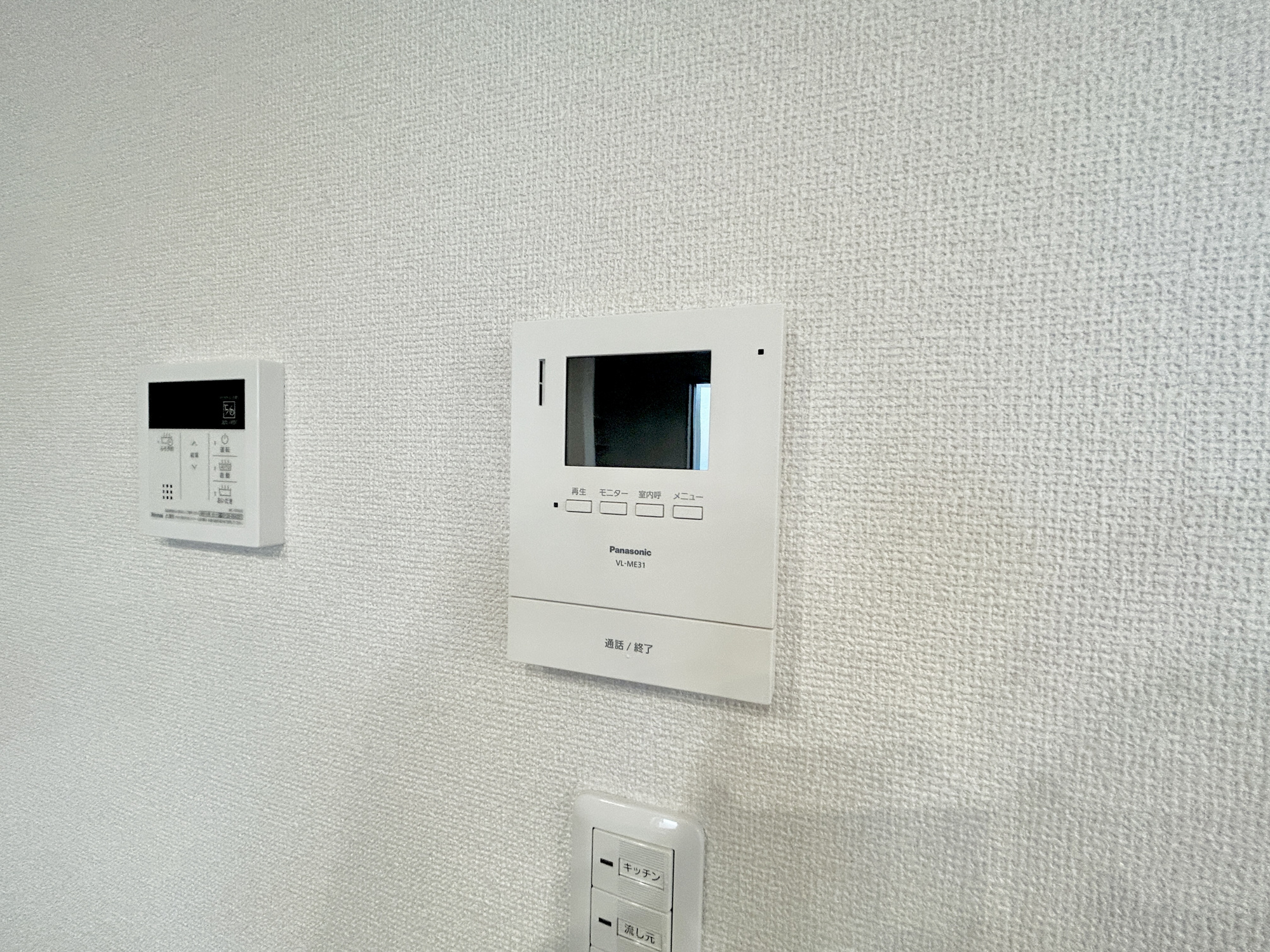 伊勢崎市安堀町第4期　新築住宅全6棟のセキュリティ|TVモニタ付きのインターフォンには録画機能もあるので外出時誰が来たのか確認できます♪ 防犯機能も高く、今では必需品です！	