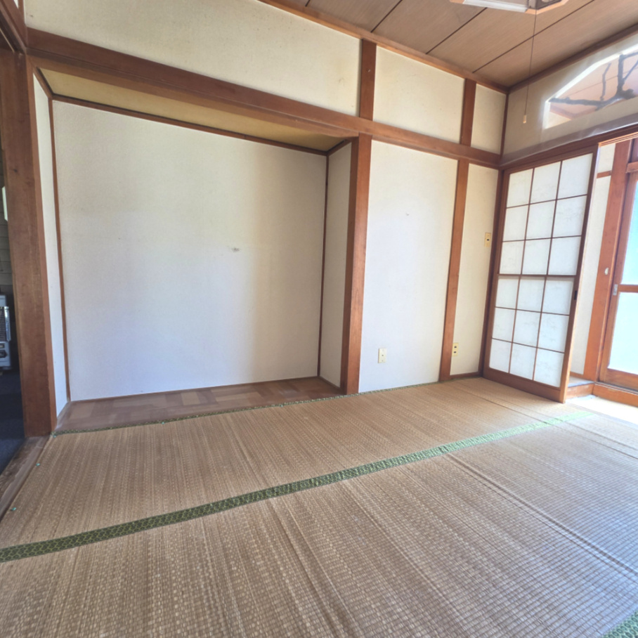 登別市片倉町1丁目12-4　中古住宅の和室