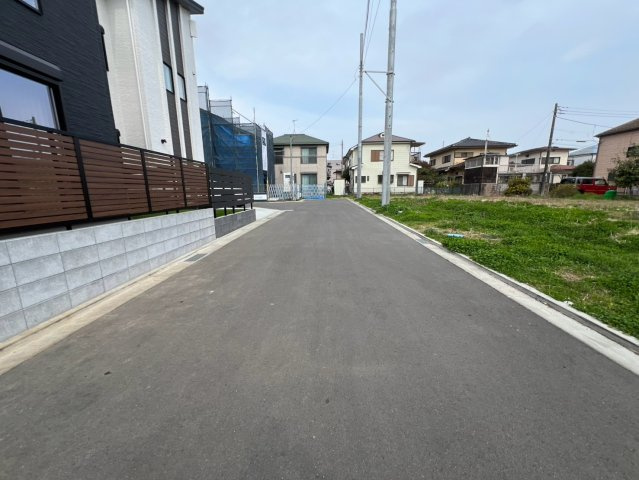 平塚市長持　№3の前面道路含む現地写真