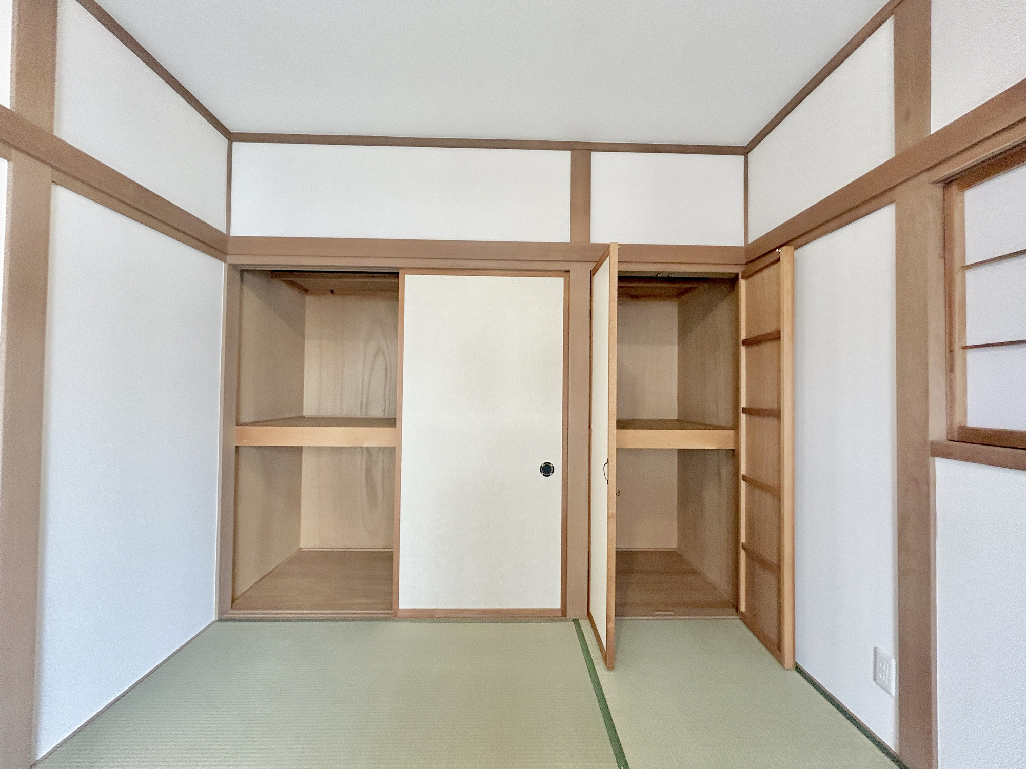 藤岡市藤岡1期　中古住宅の収納|和室に押入があると、布団や季節用品をたっぷり収納でき、和室を広々と使えます♪