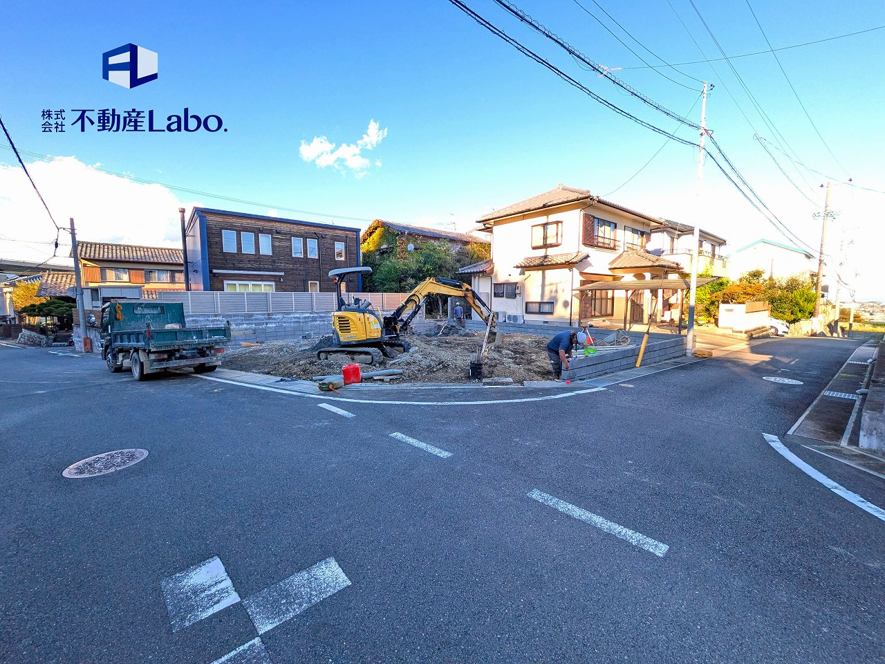 ハートフルタウン　清水区殿沢2丁目2424番　全1棟　の前面道路含む現地写真