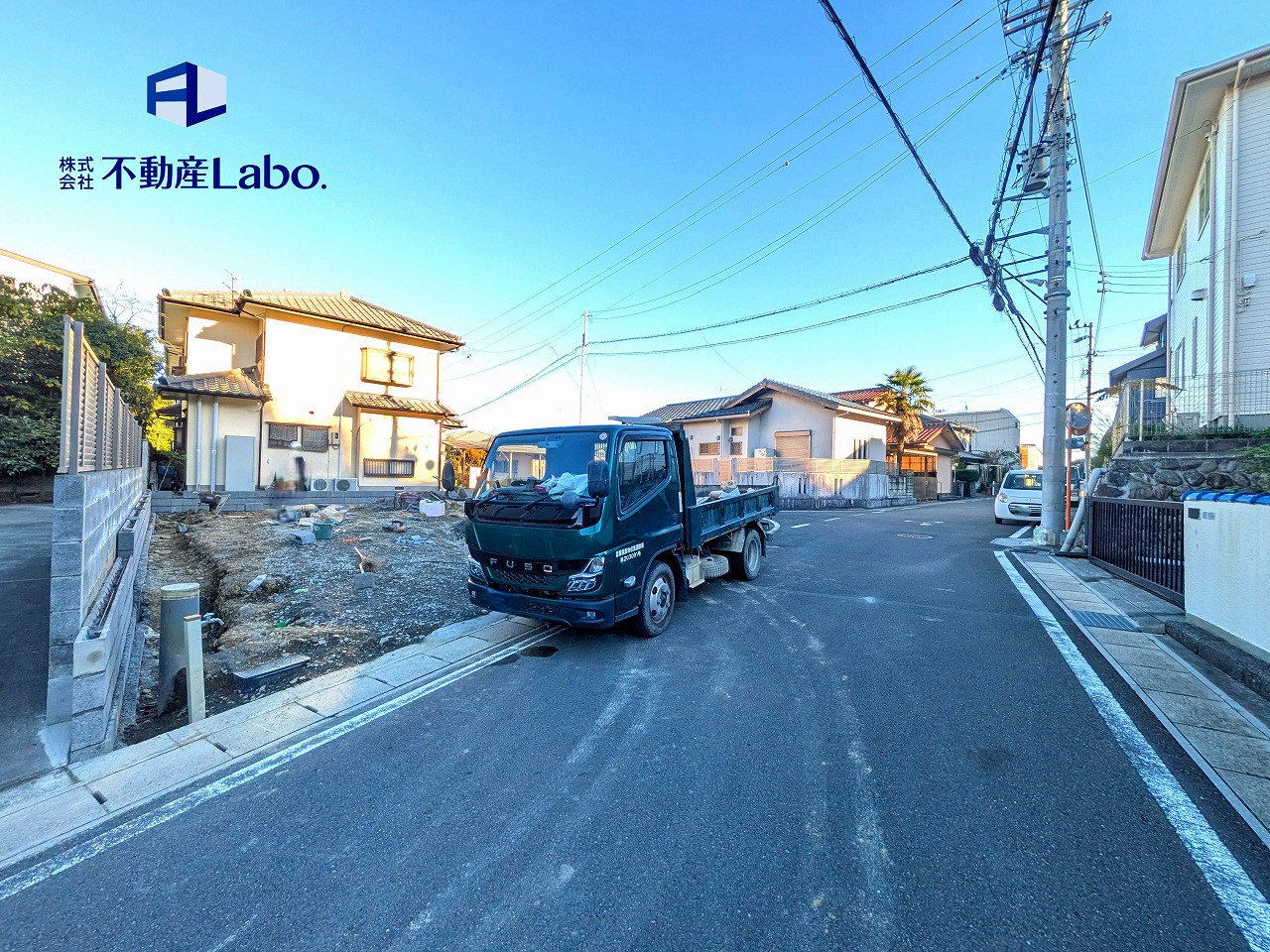 ハートフルタウン　清水区殿沢2丁目2424番　全1棟　の前面道路含む現地写真