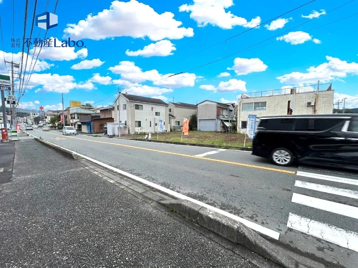 クレイドルガーデン　伊豆の国市中條　第2　全2棟の前面道路含む現地写真