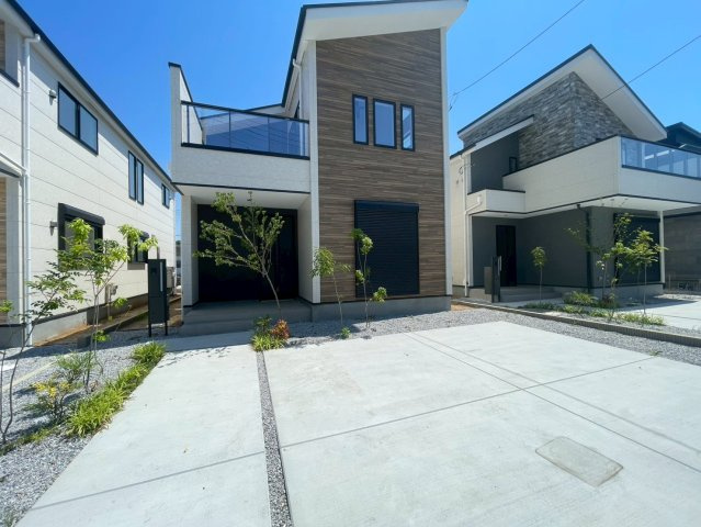 横浜市都筑区東山田1丁目 新築戸建て【仲介手数料無料】カースペース2台の外観