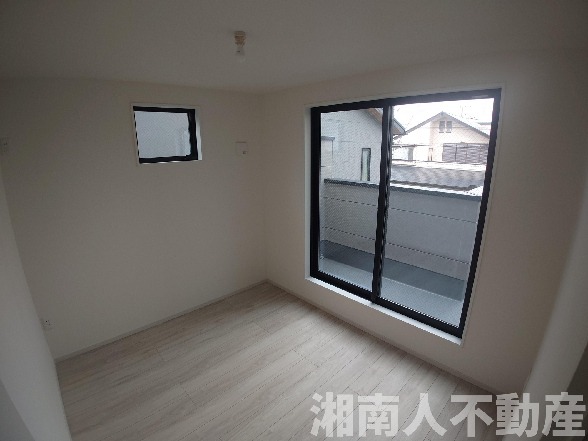 平塚市達上ケ丘１４６３－１新築戸建ての洋室|使い勝手のいい洋室です