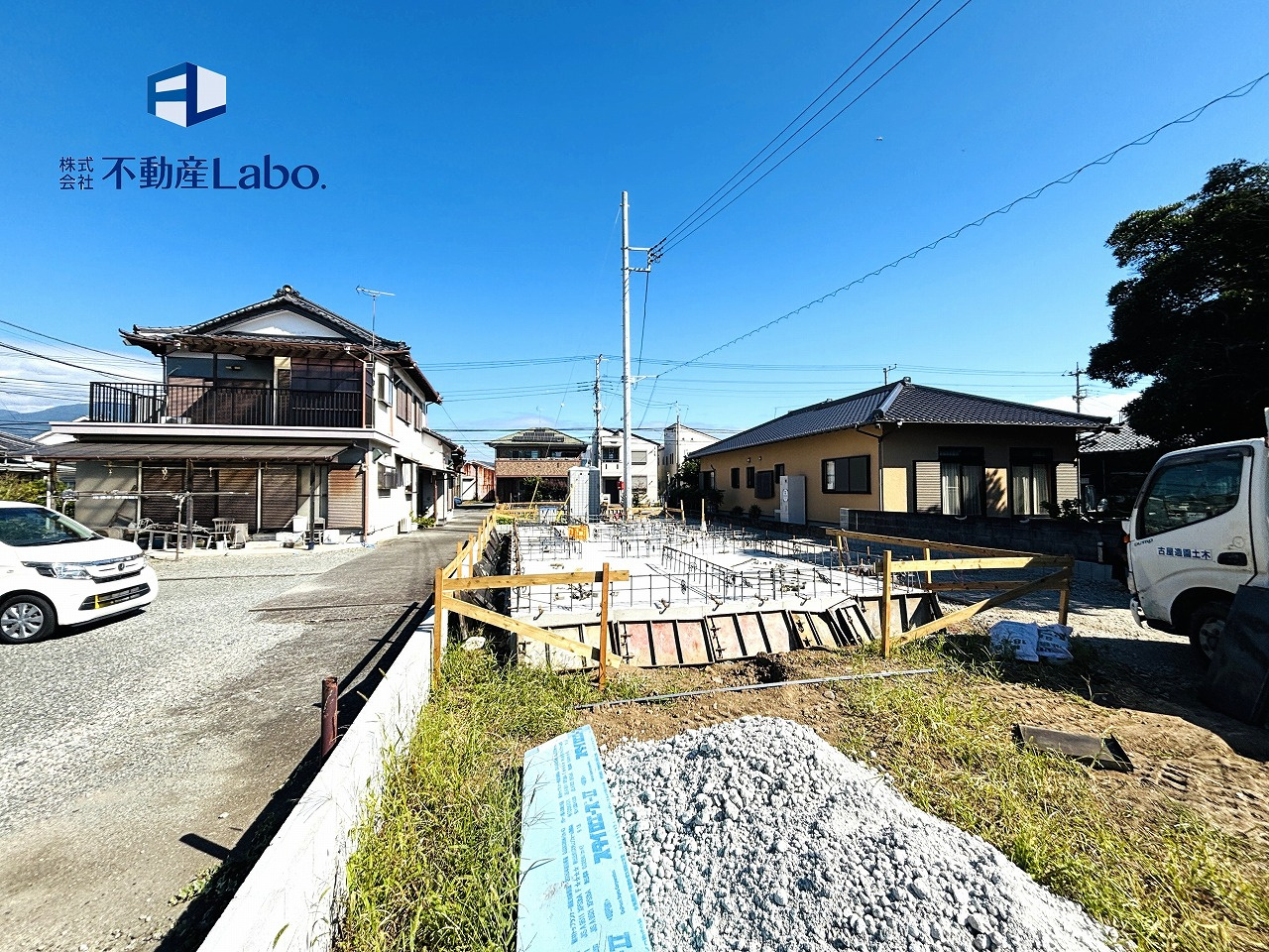 クレイドルガーデン　沼津市松長　第5　全3棟の外観|＜3・2号棟外観＞
東向きの玄関から朝の新鮮な空気を受けて明るい暮らしを実現できます♪♪