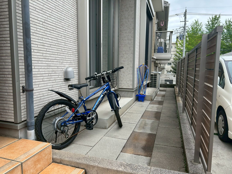 上尾市大字瓦葺　□庭は草取り不要