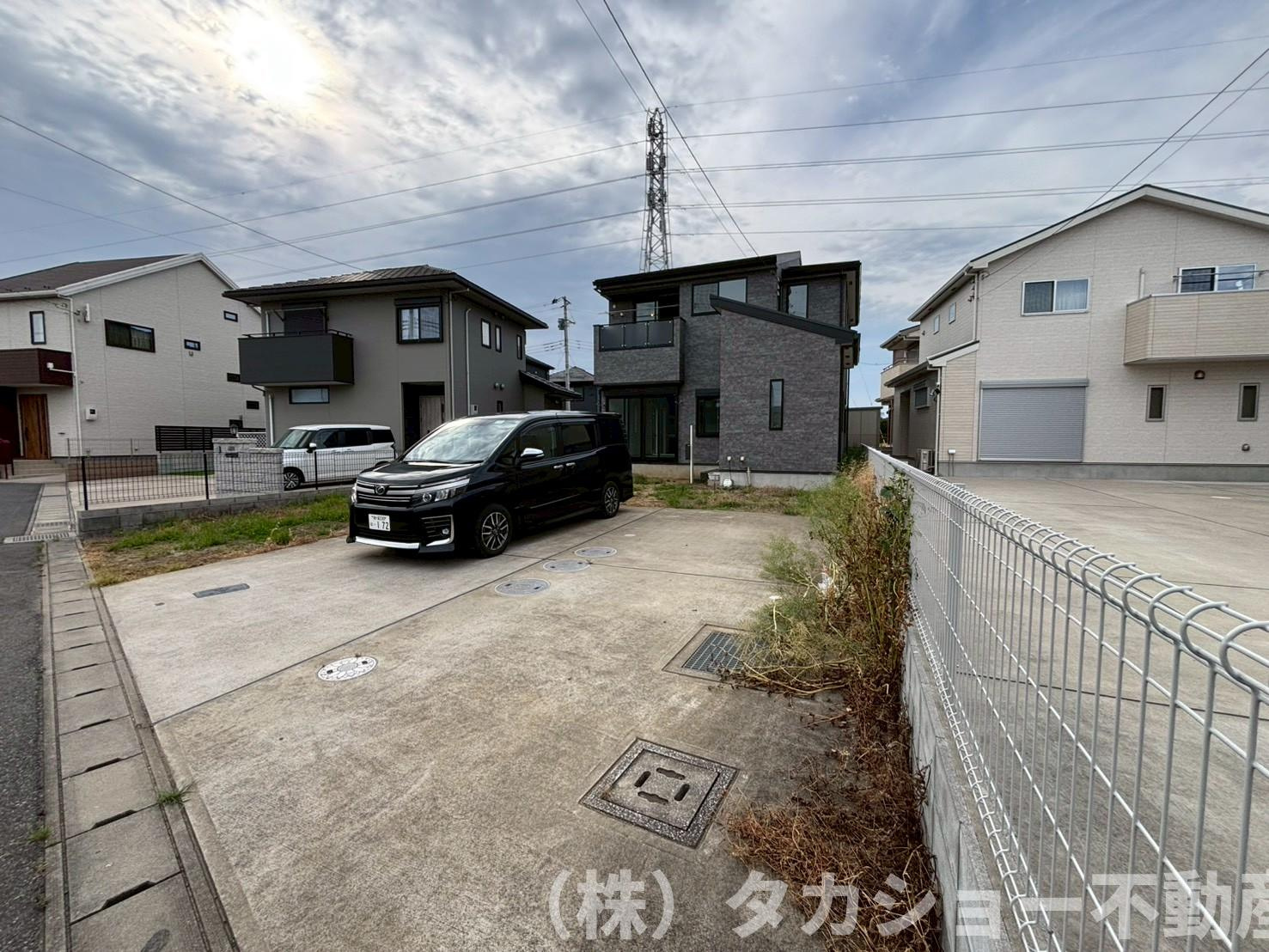市原市飯沼　築浅中古戸建の駐車場