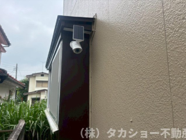 市原市中高根　中古戸建の防犯設備|防犯センターシステム完備!!
1階部分に防犯カメラ設置しております。