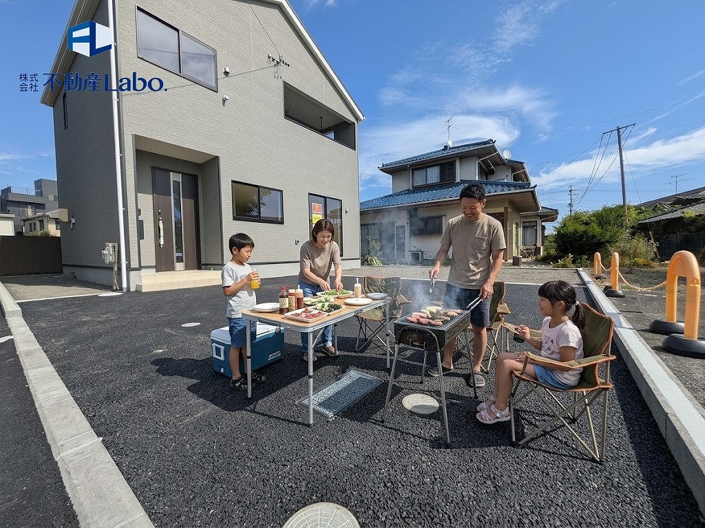 クレイドルガーデン　清水区北矢部町第6　全4棟の前面道路含む現地写真|完成が待ち遠しい新築住宅♪
現地見学で周辺環境もあわせてご確認いただけます♪
