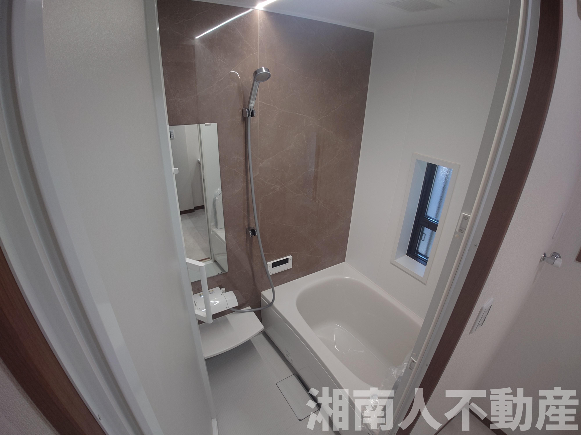 フルリノベーション！　平塚市徳延3丁目　中古戸建の浴室|お風呂です