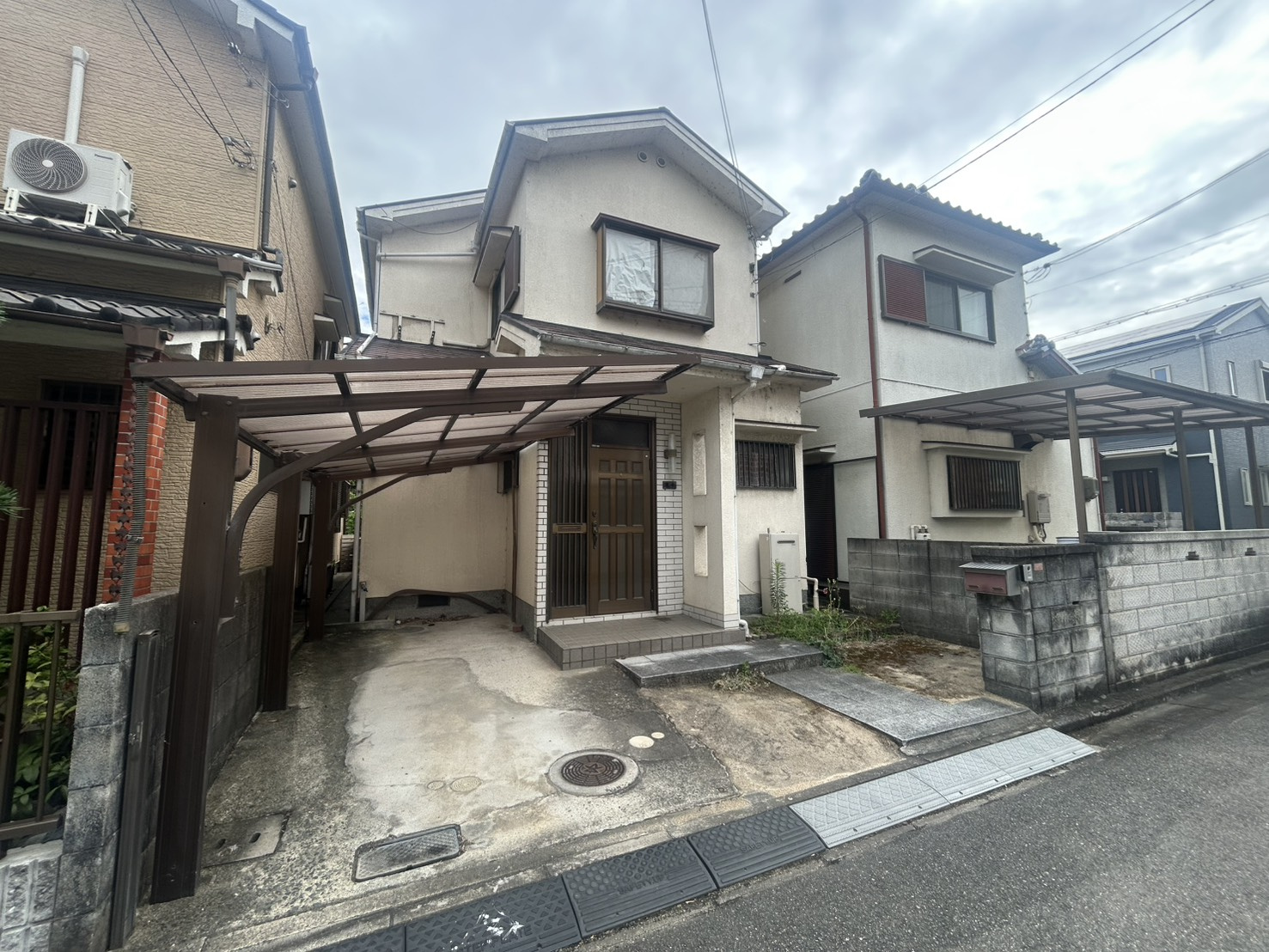 高槻市玉川新町古家付き土地の外観