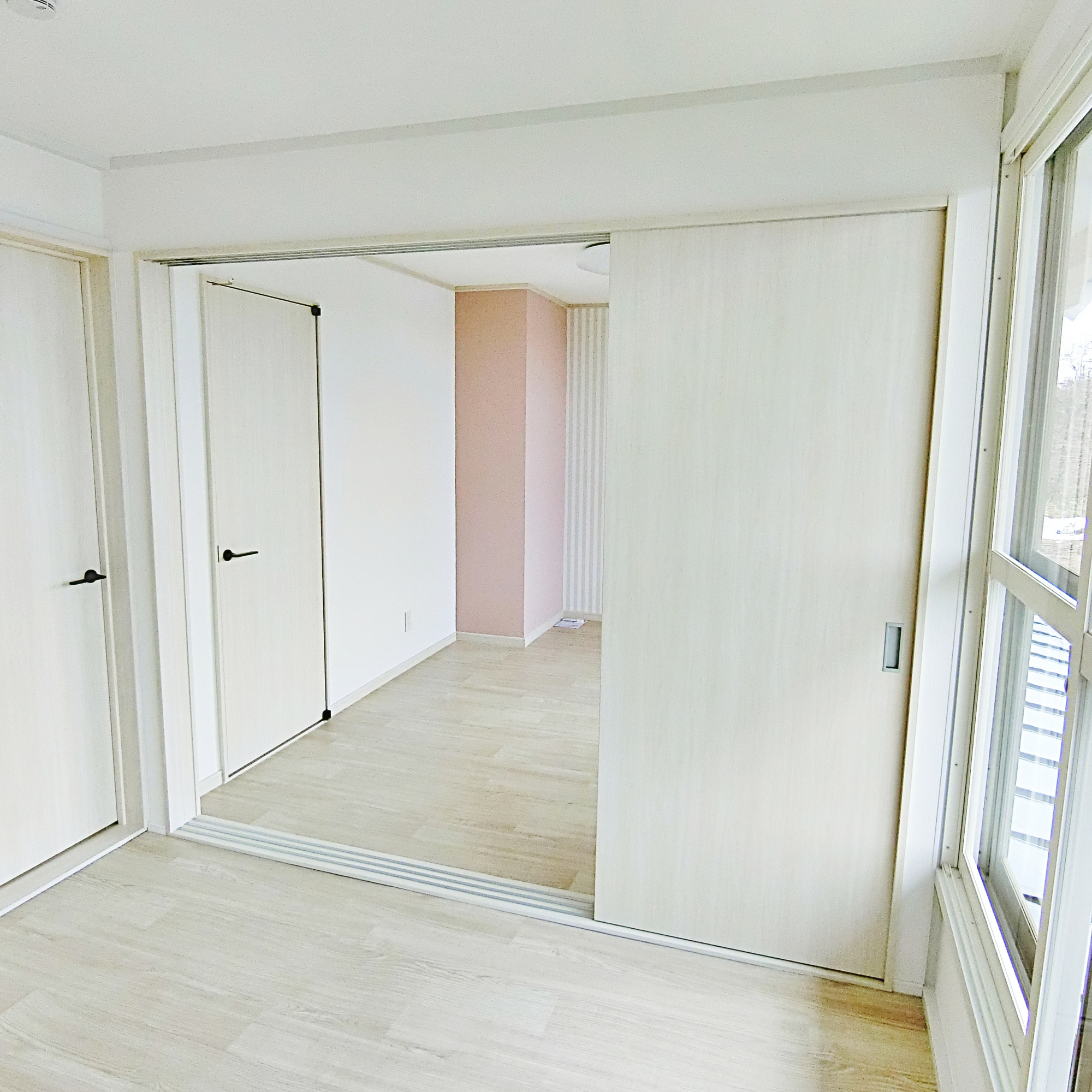 室蘭市柏木町44-23　中古住宅の洋室