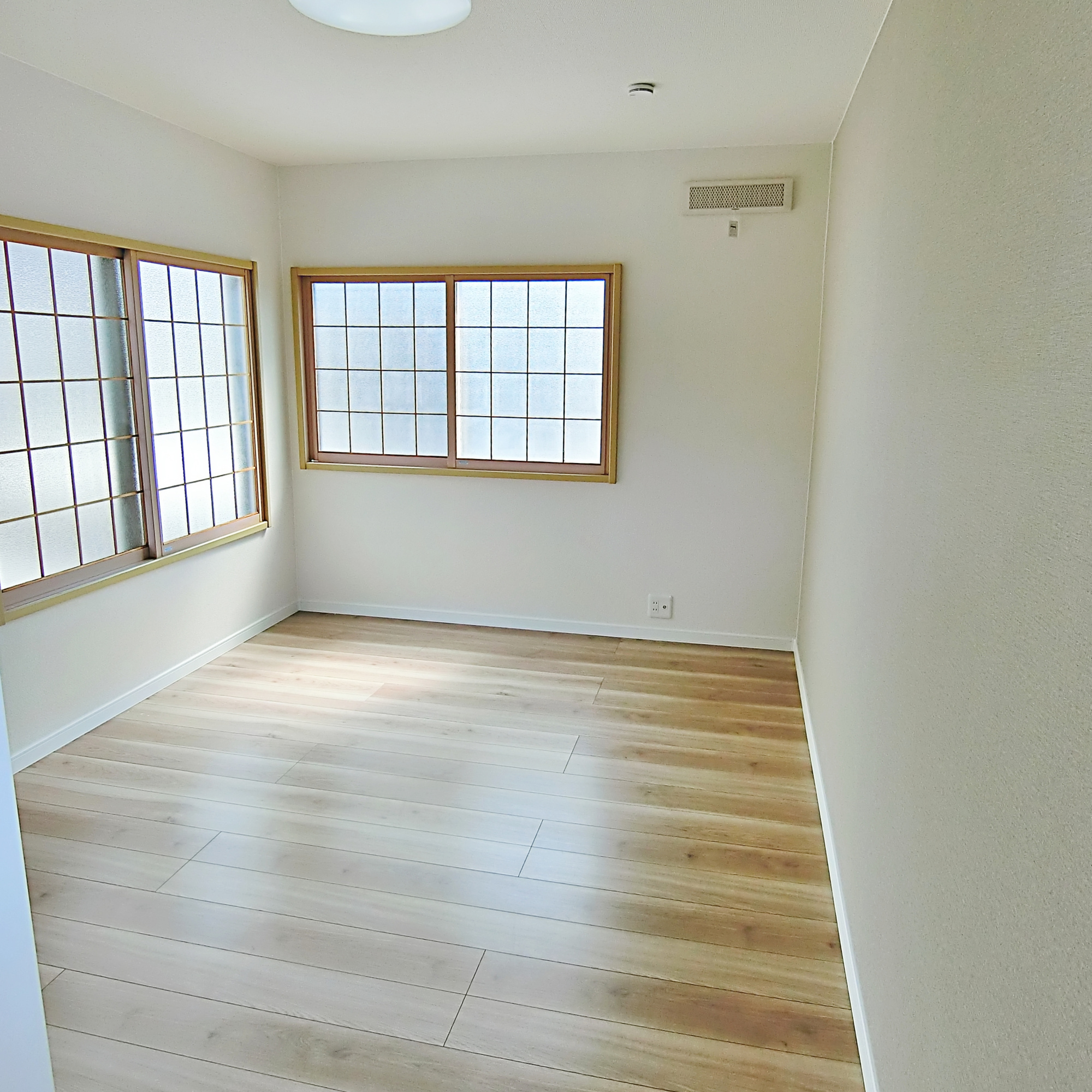 室蘭市祝津町4丁目4-5　リフォーム済中古住宅の洋室