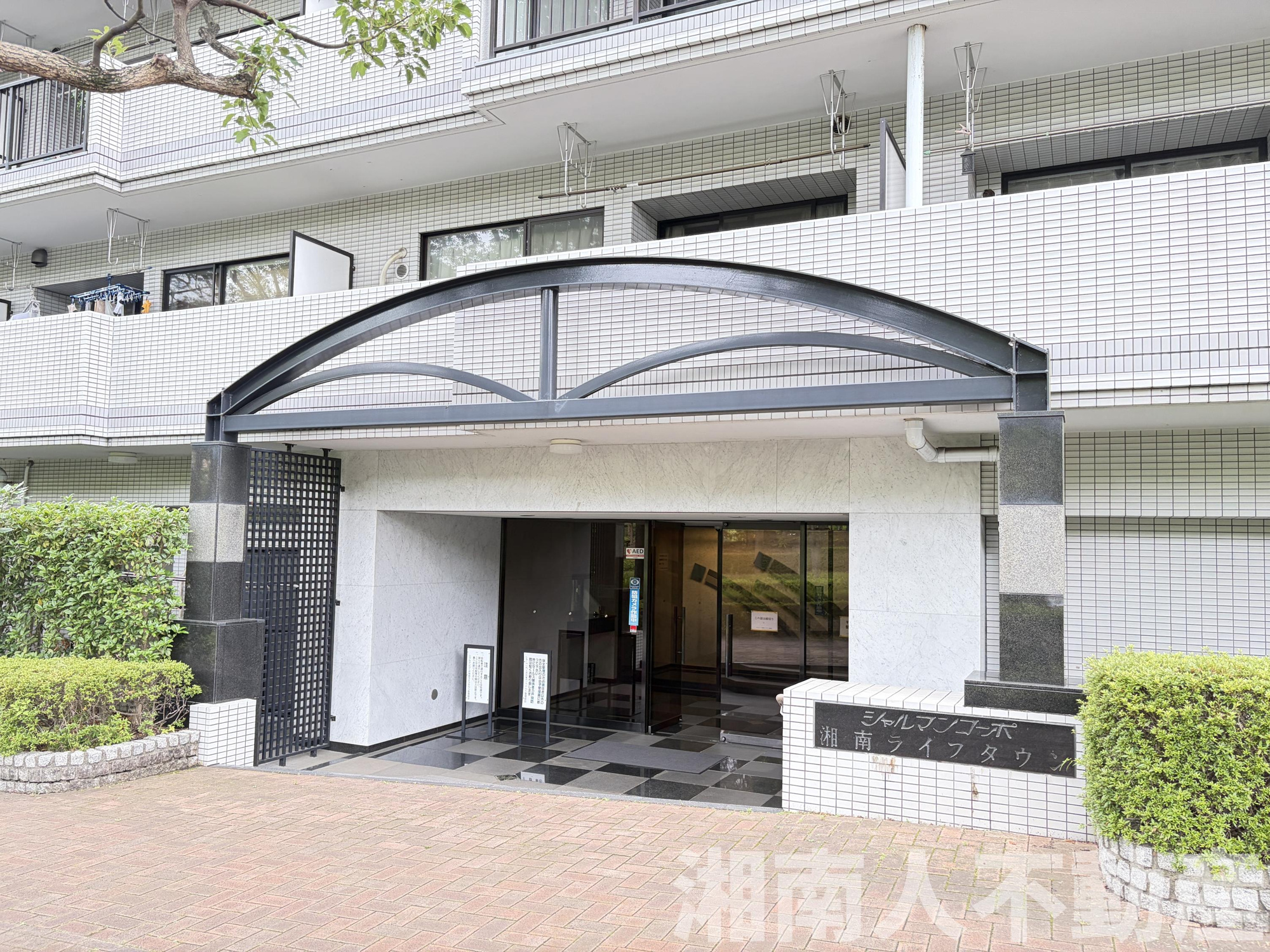 シャルマンコーポ湘南ライフタウンのエントランス|建物の内部です