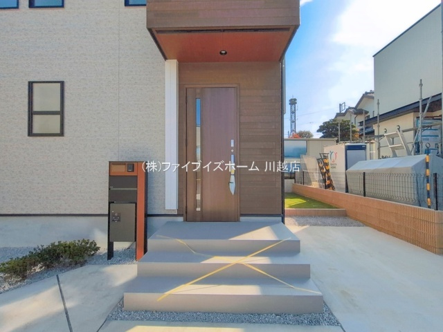 【7号棟　玄関】2026.10.23撮影