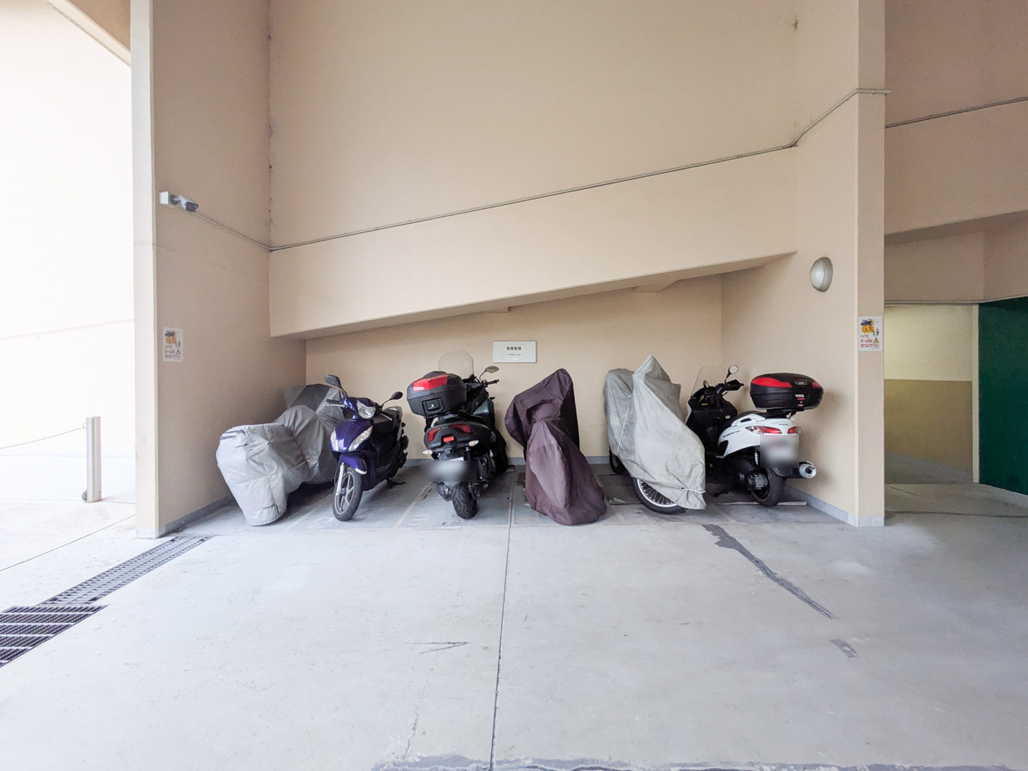 KiLaLa住吉の駐車場|バイク置場