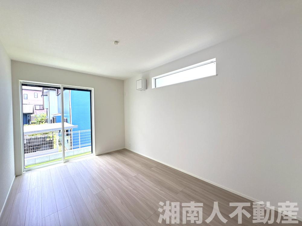 大磯町国府本郷第2期　新築一戸建て　の洋室|明るい洋室です