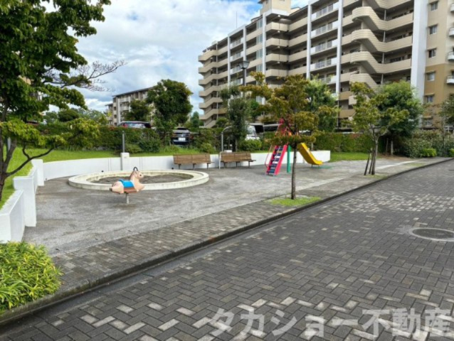 プラザ学園前　1号棟のその他共用部分|敷地内公園です☆彡