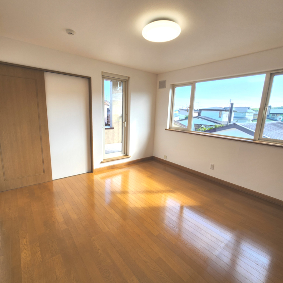 登別市新川町4丁目37-15　リフォーム済中古住宅の洋室