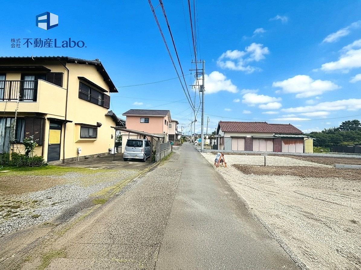 ハートフルタウン　沼津市大諏訪459番　全2棟　の前面道路含む現地写真