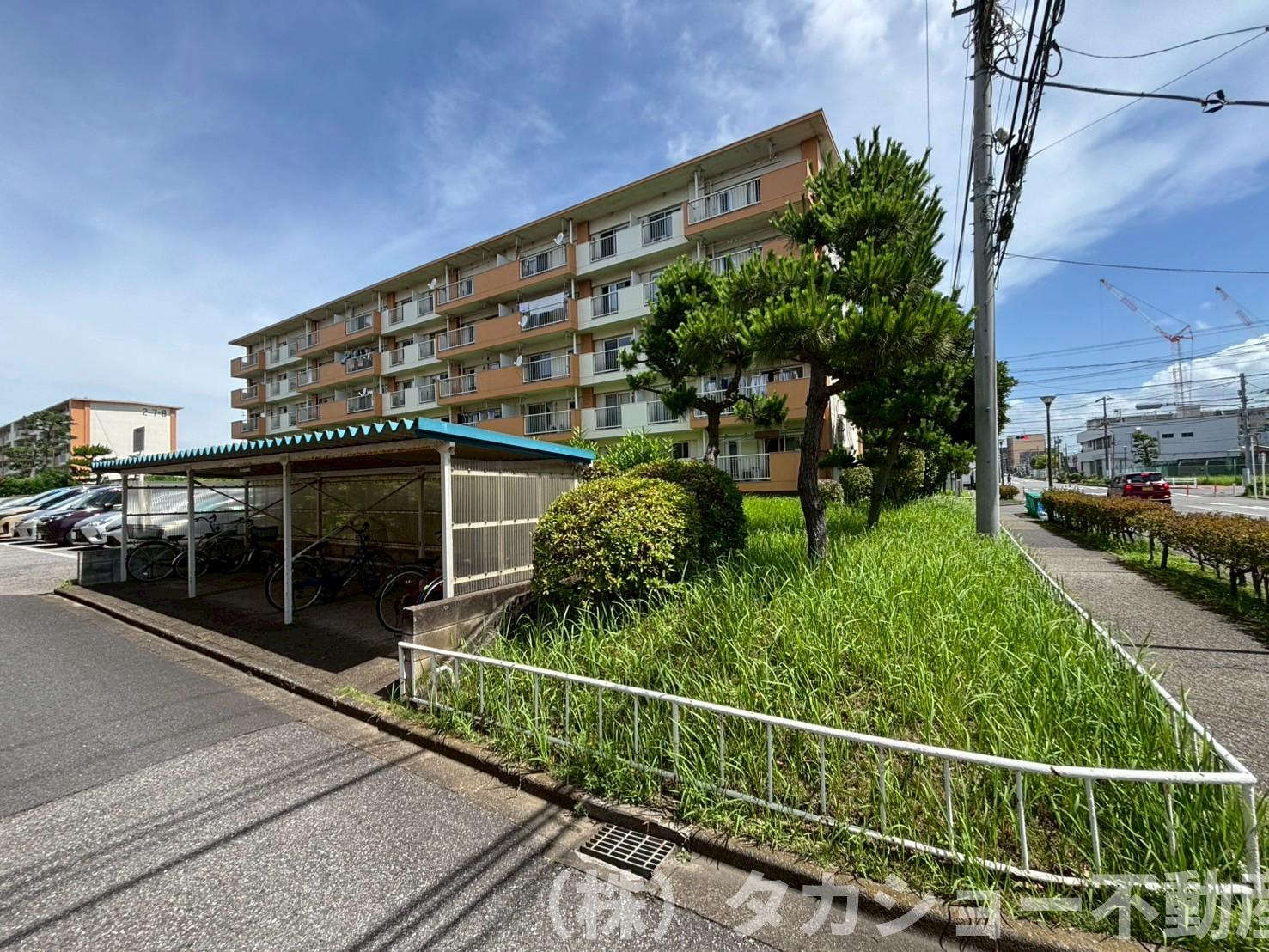 袖ヶ浦住宅　2号棟の外観