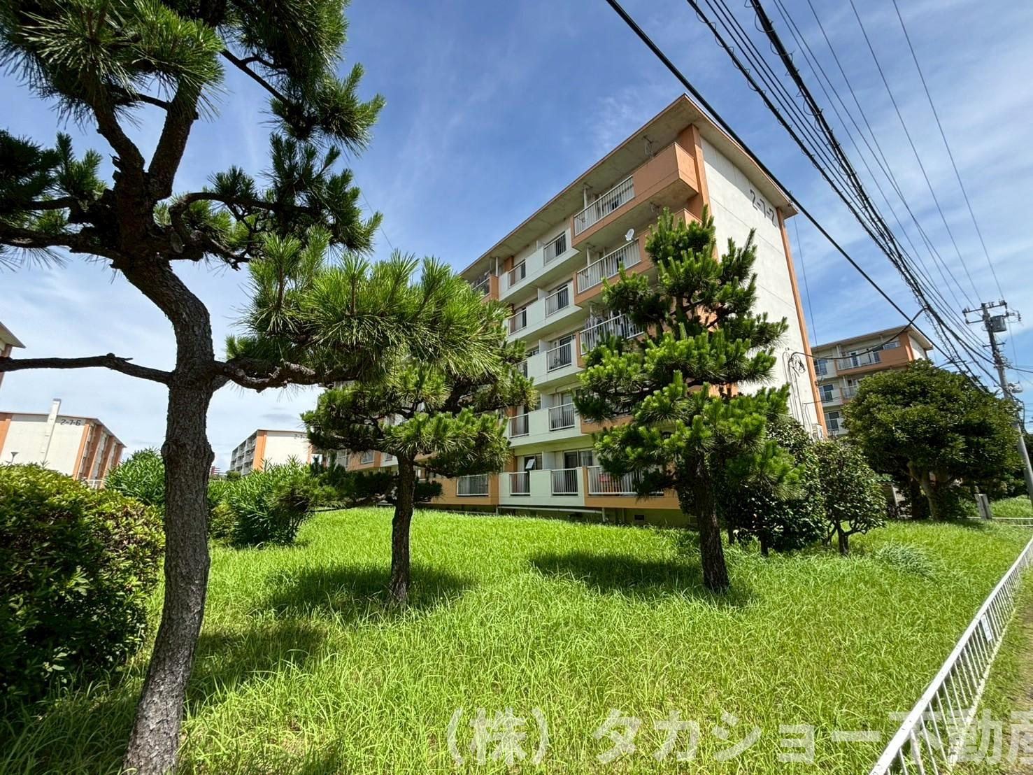 袖ヶ浦住宅　2号棟の外観